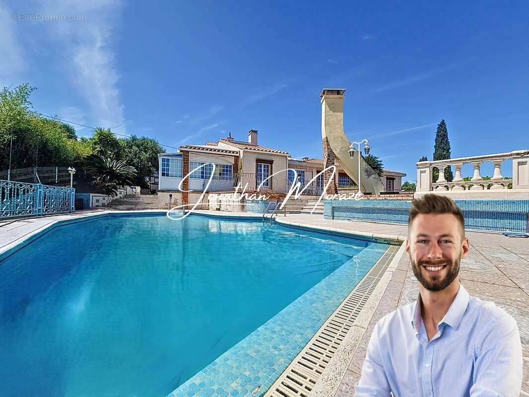 Maison à VILLELONGUE-DELS-MONTS