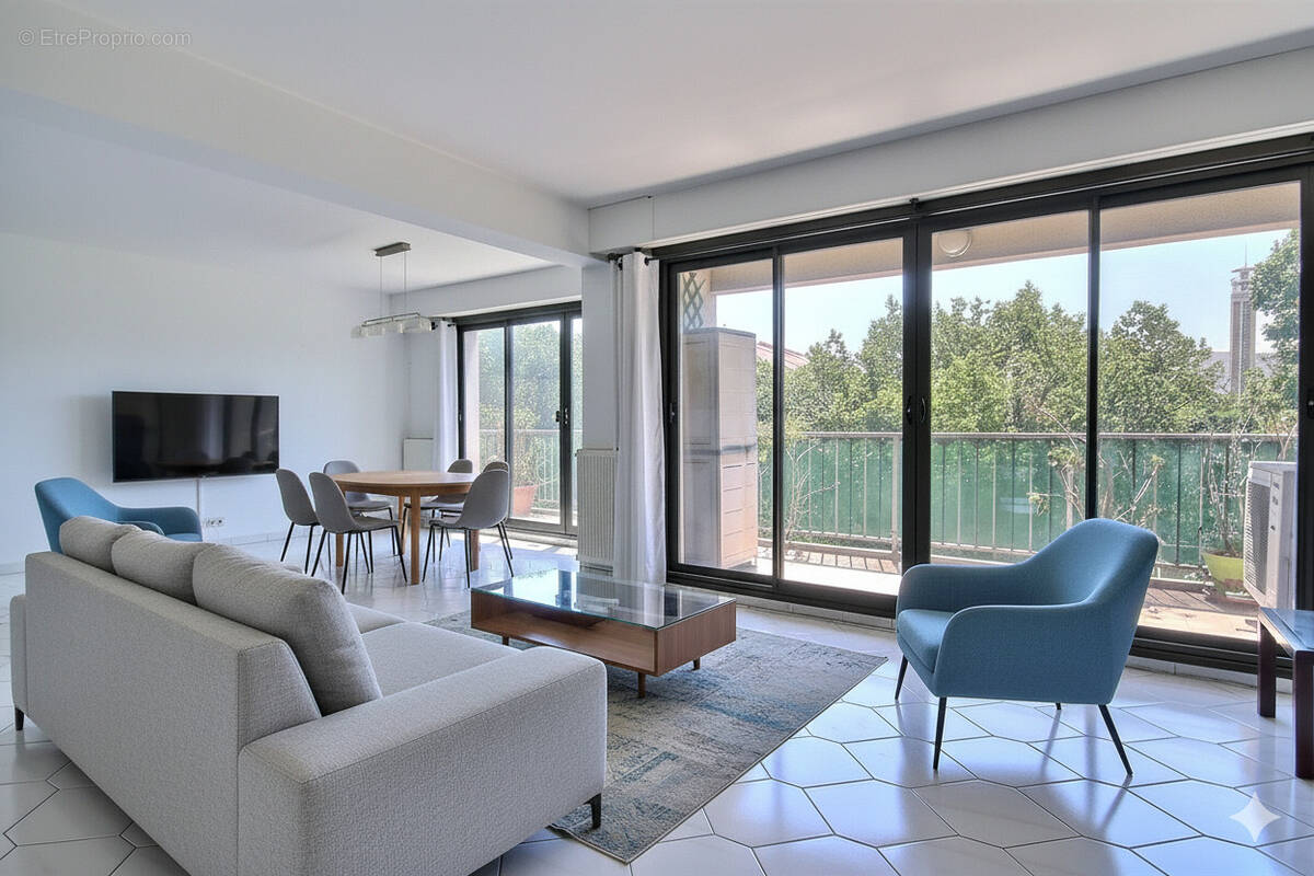 Appartement à MARSEILLE-8E