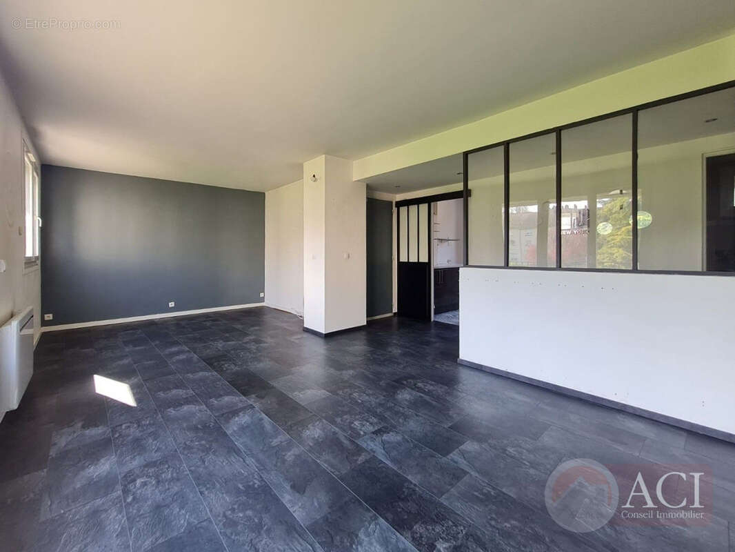 Appartement à GROSLAY