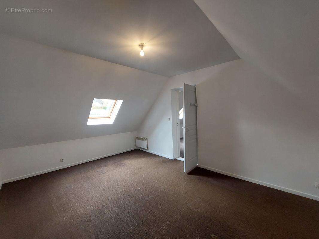 Maison à LA BONNEVILLE-SUR-ITON