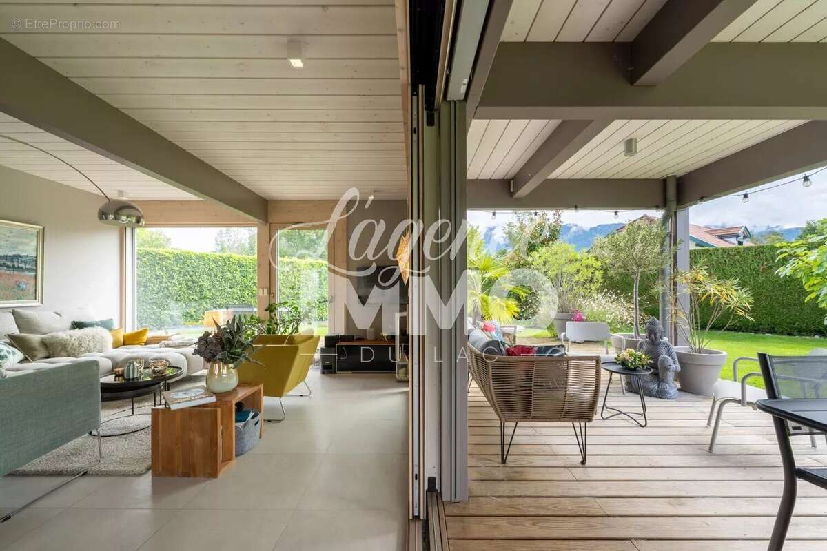 Maison à SAINT-JORIOZ