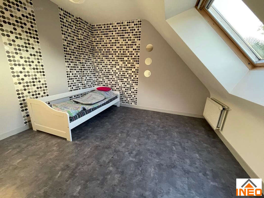 Maison à SAINT-GONDRAN