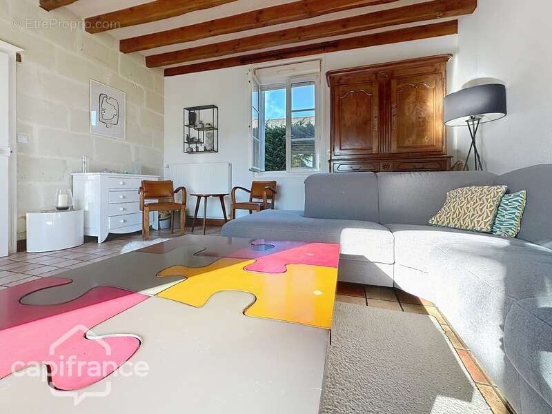 Maison à MONTREUIL-BELLAY