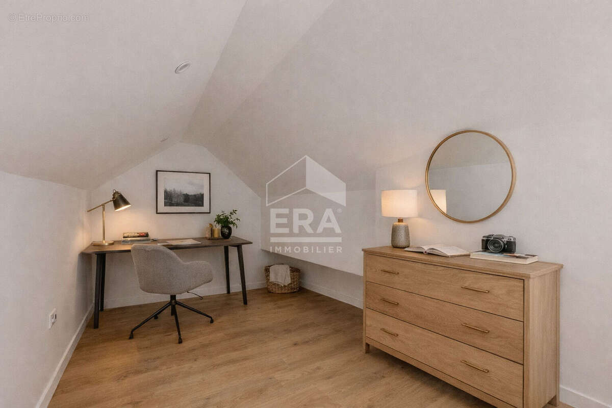 Appartement à PONTAULT-COMBAULT