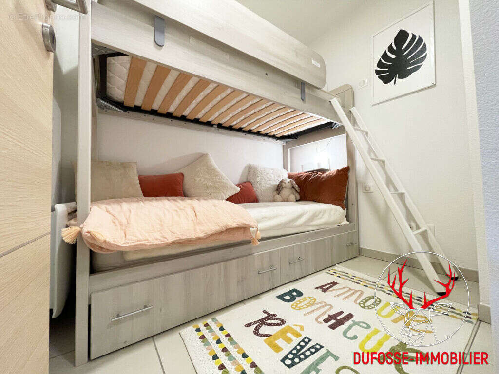 Nouveau - studio cabine - balcon - meubles - photo 8