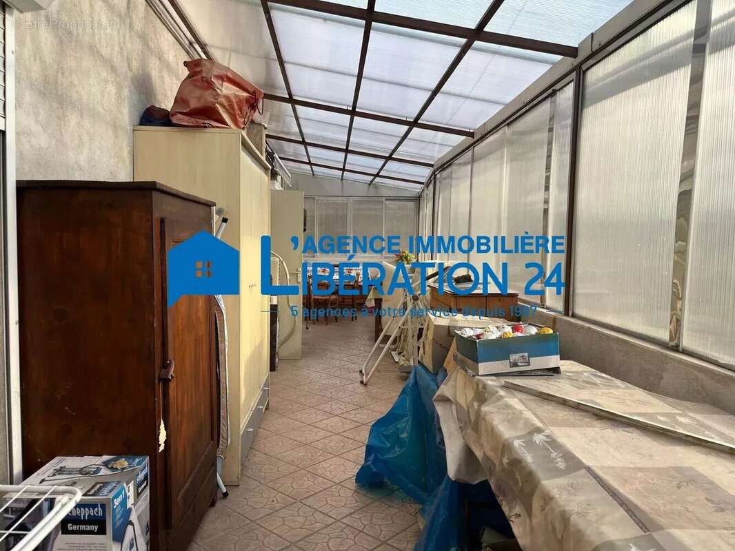 Maison à CHATEAUNEUF