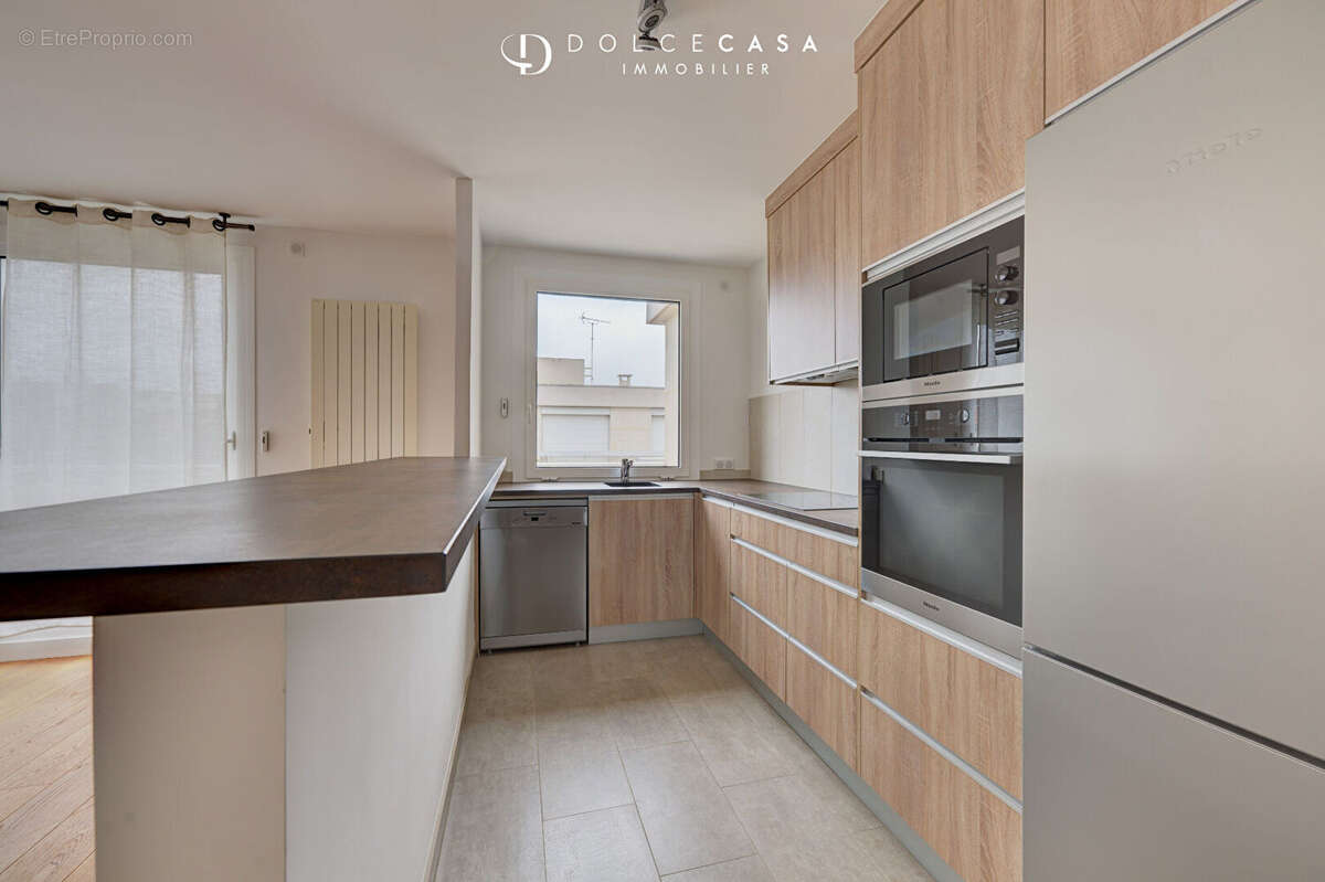 Appartement à LE PERREUX-SUR-MARNE