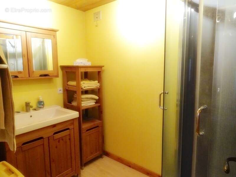 En Savoie (73), à vendre Vallée de La Maurienne, maison P8 rénovée, cave, voutes, terrain, combles, stations de ski, 3 vallées - photo 25