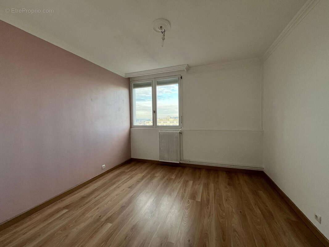 Photo 4 - Appartement à SAINT-ETIENNE