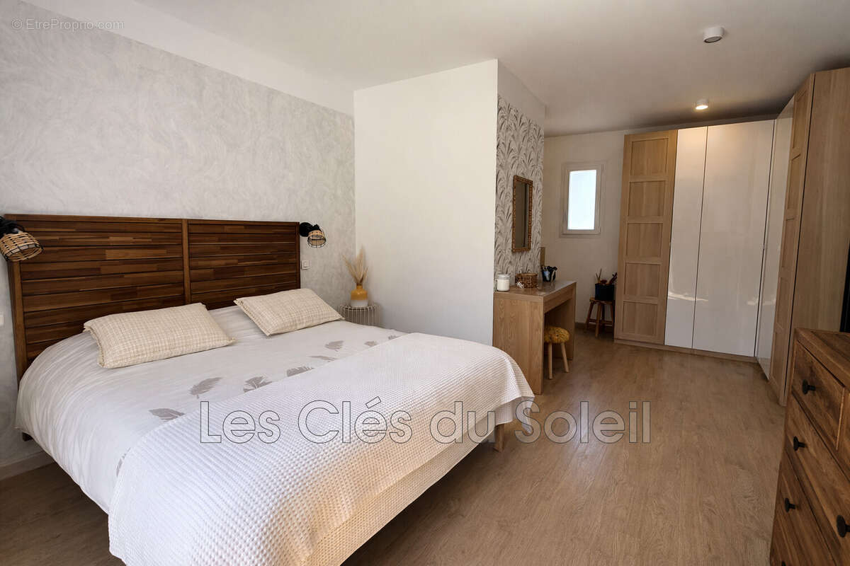 Maison à FORCALQUEIRET