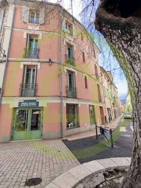 Appartement à VENCE