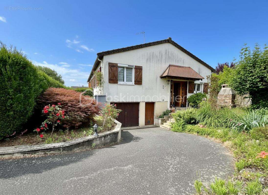 Maison à MORET-SUR-LOING