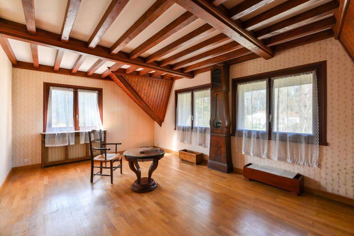 Maison à MARCY-L'ETOILE