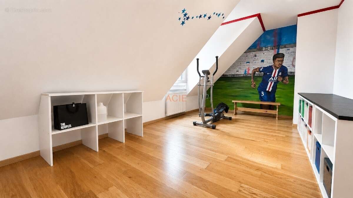 Maison 105 m² à Louvres  - photo 7