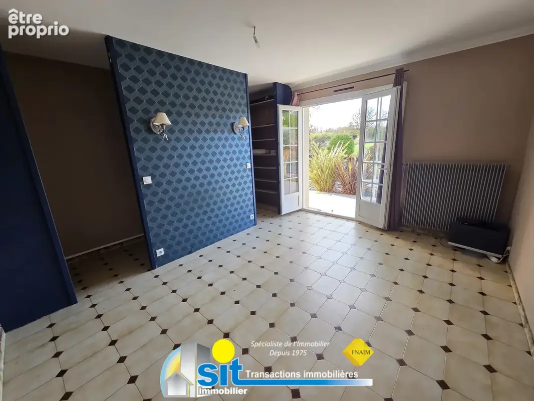 Villa 212 m2 sur les hauteurs de Roussillon   Calme absolu   Piscine   Terrain 1 616 m2 - photo 12