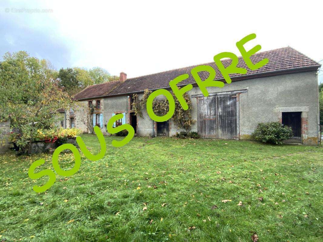 Maison à MOUTIER-MALCARD