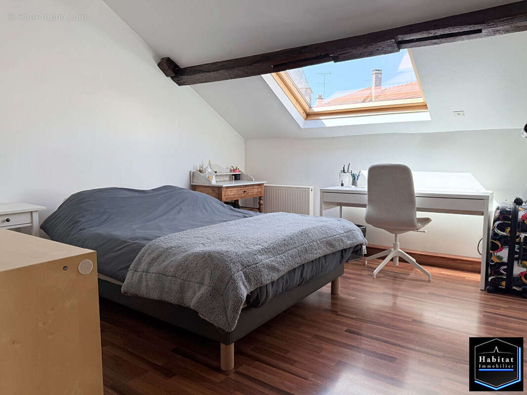 Maison à NANTEUIL-LE-HAUDOUIN