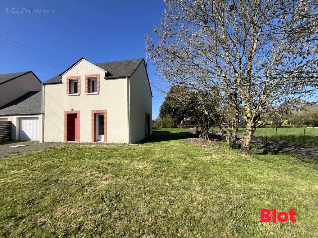 Maison à LA DOMINELAIS