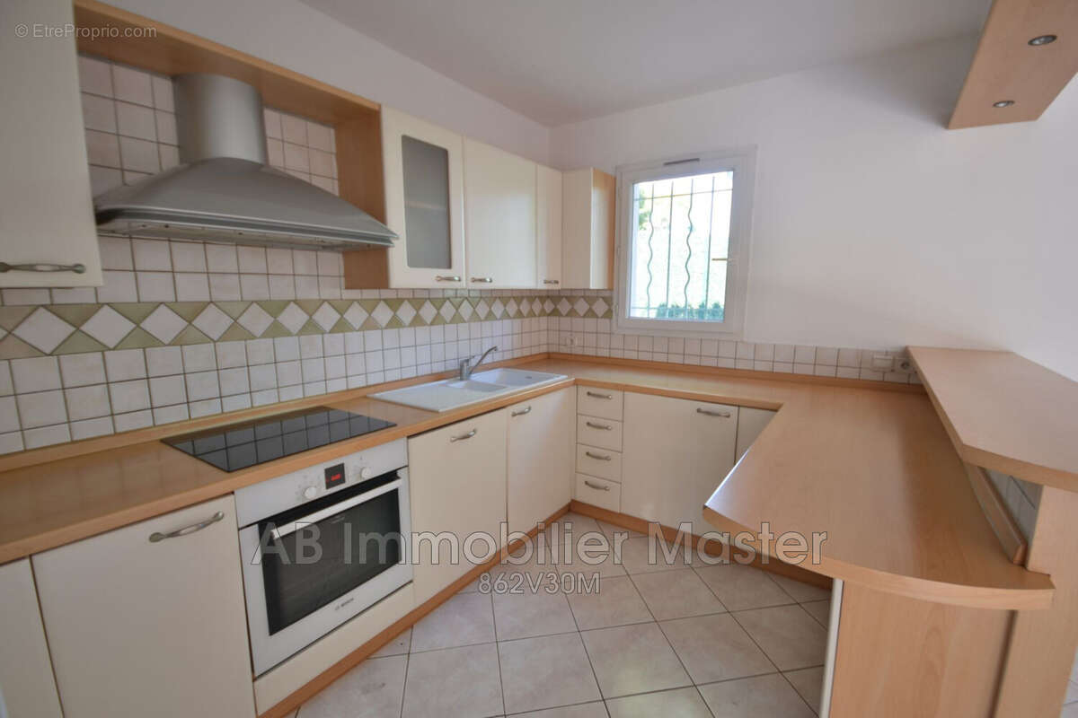 Maison à VILLENEUVE-LOUBET