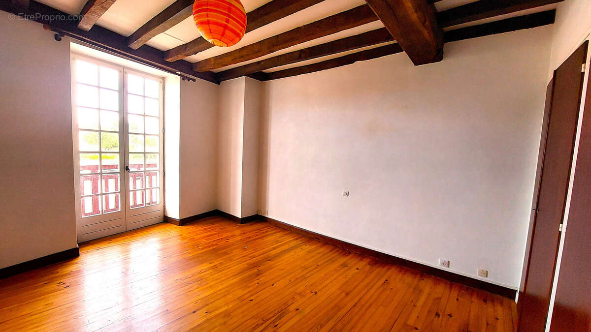 Appartement à BARDOS