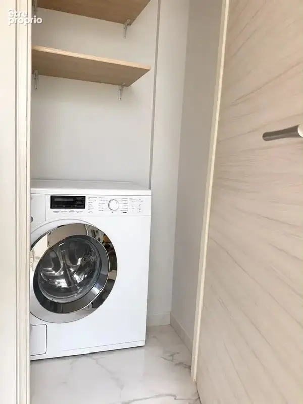  EN EXCLUSIVITÉ   Très bel appartement 5 pièces de 120 m² en dernier étage, lumineux et doté de beaux volumes !  - photo 15