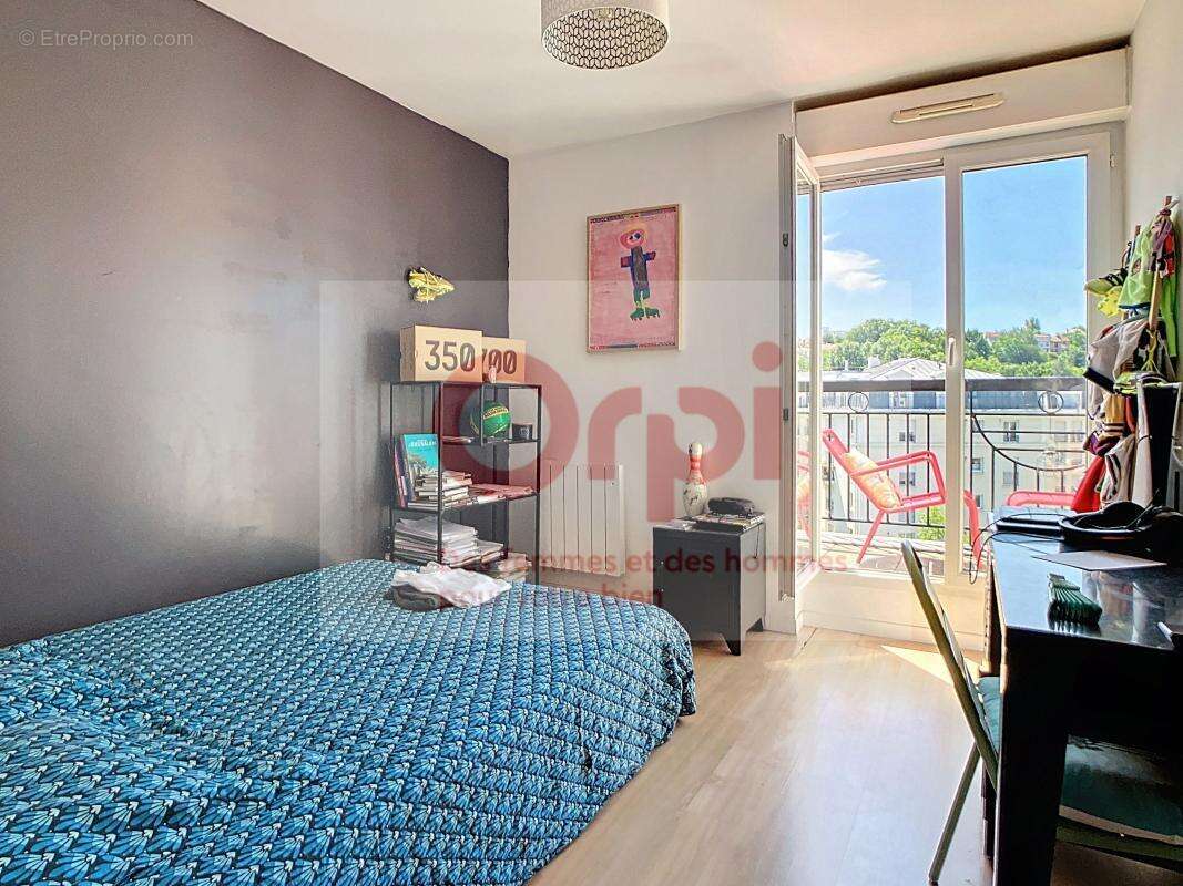 Appartement à ISSY-LES-MOULINEAUX
