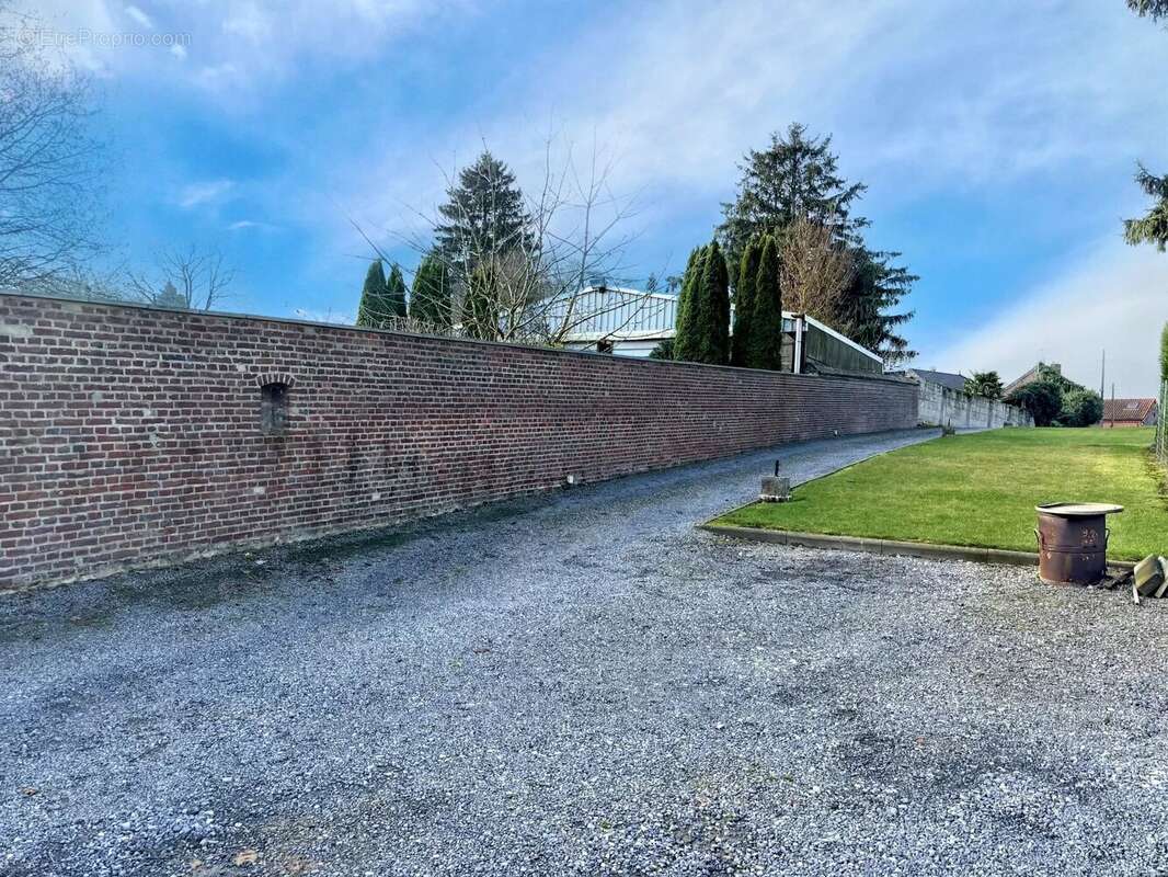 Maison à WALINCOURT-SELVIGNY