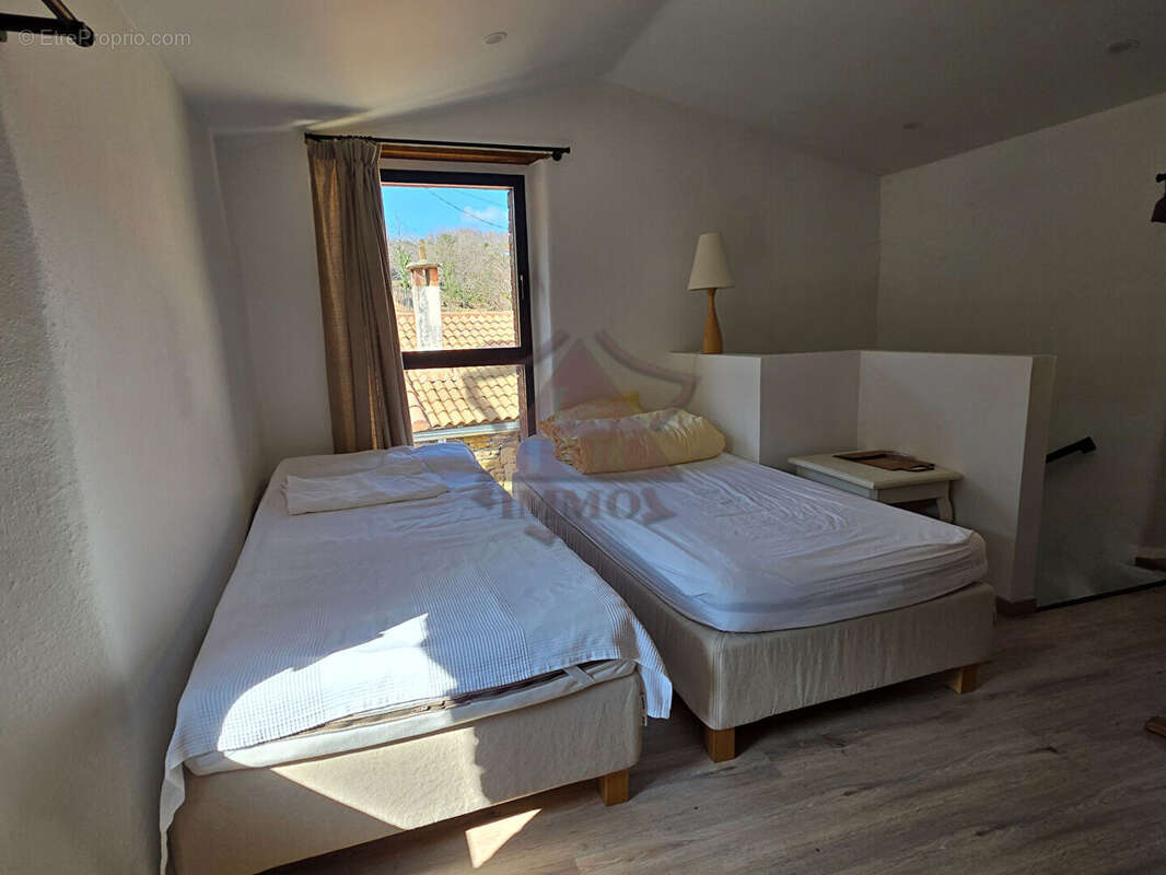 Maison à PEYREMALE