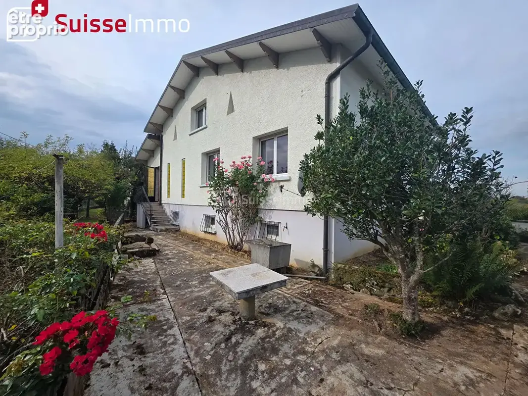 Maison Lyoffans 6 pièce(s) 160 m2 - photo 2