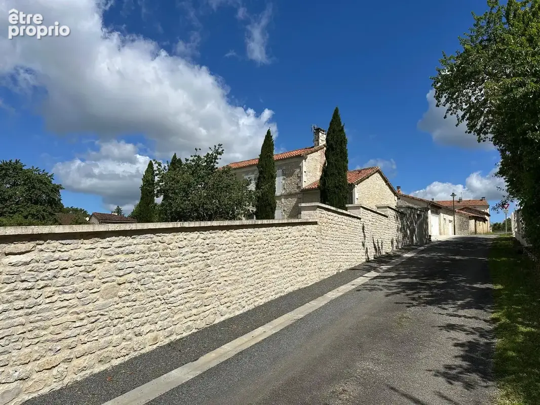 Ancien presbytere à 5 km  de ruffec - photo 8