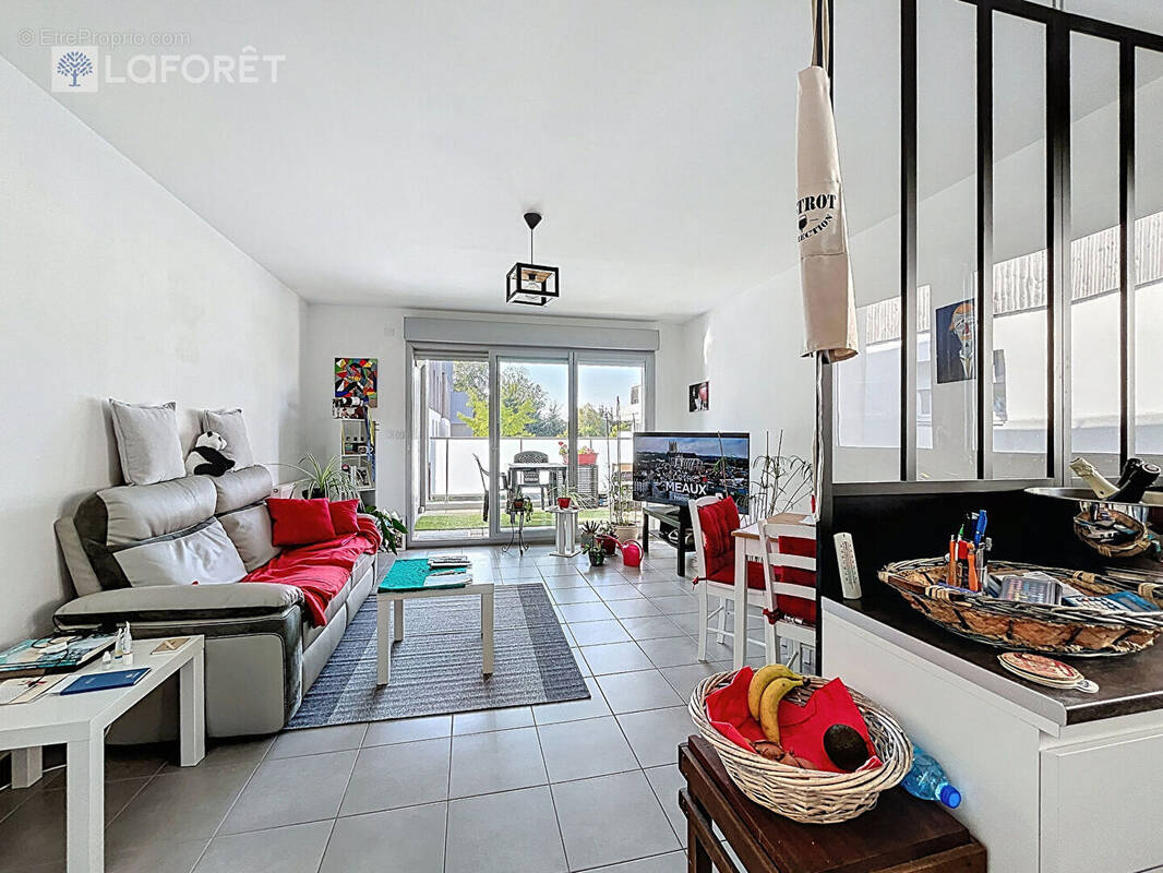 Appartement à SAINTE-LUCE-SUR-LOIRE