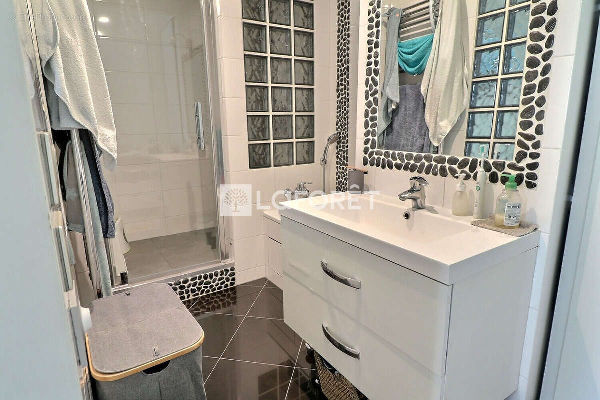 Appartement à RUEIL-MALMAISON