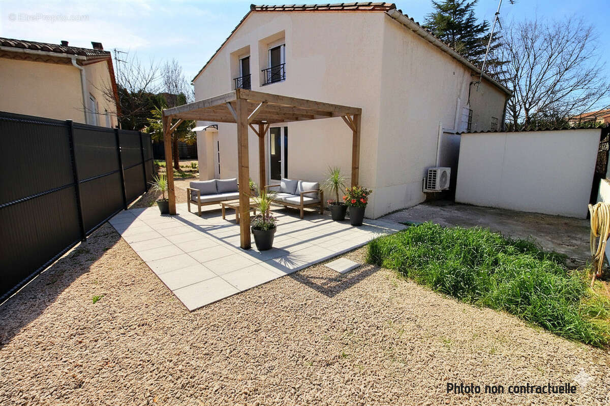 Maison à SAINT-MARTIN-DE-LONDRES