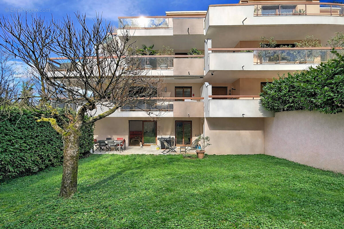 Appartement à CALUIRE-ET-CUIRE