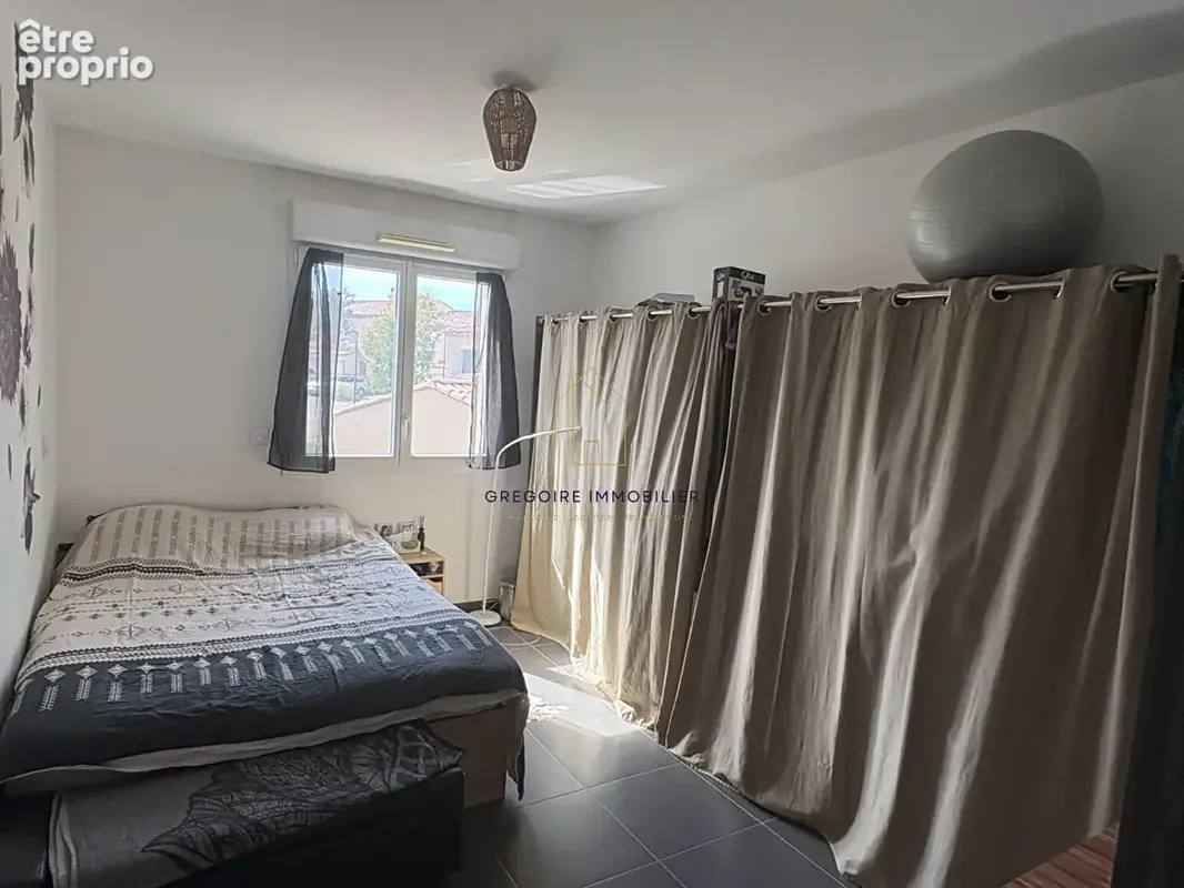 Maison T4 - 75 m² - Jardin, garage et stationnement - Pertuis - photo 13