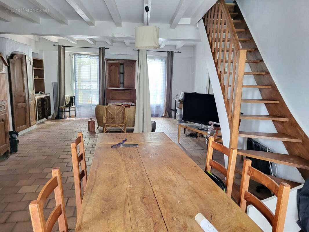 Appartement à SAINTES