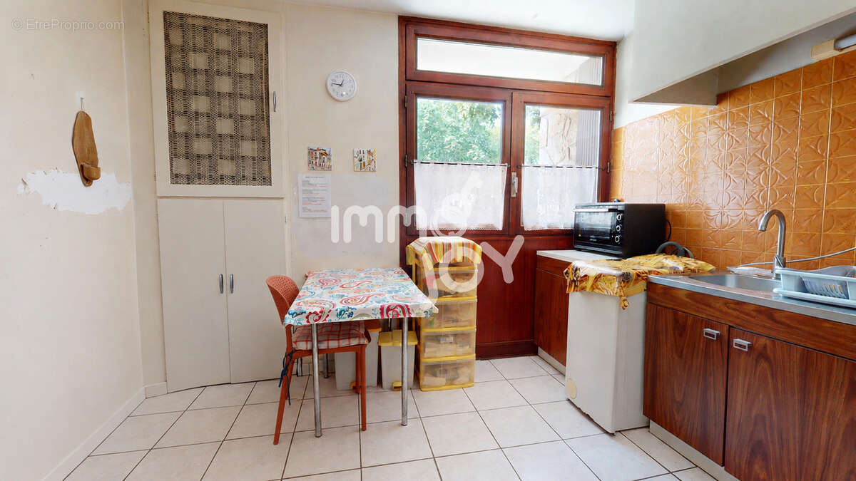 Appartement à fort potentiel - BEZIERS - photo 6