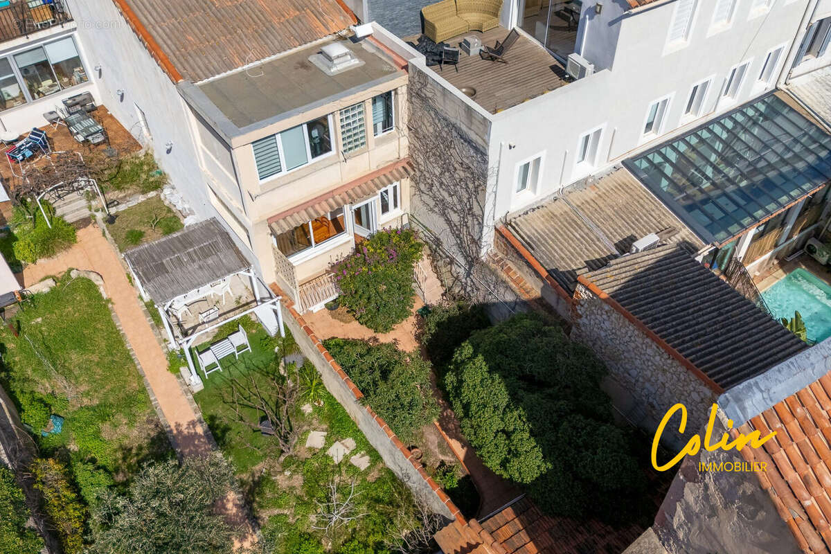 Maison 126 m² à Marseille-7e  - photo 2