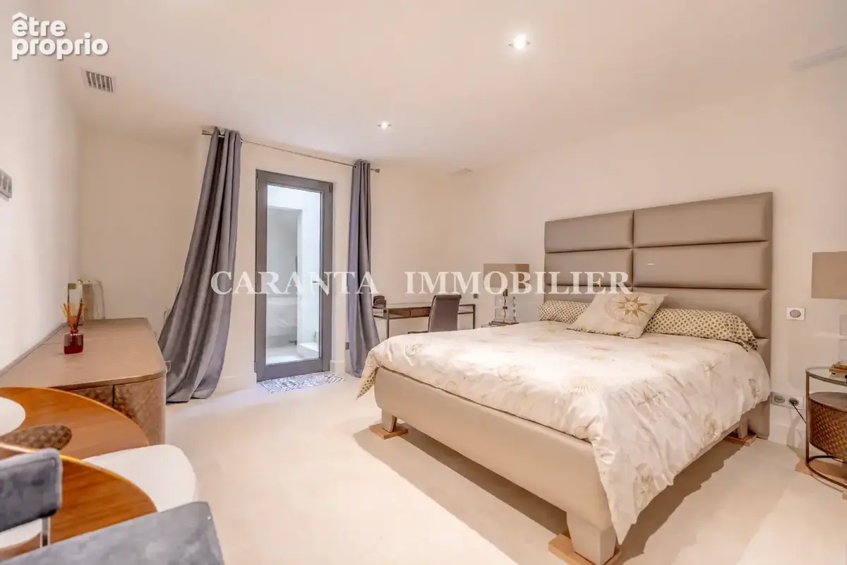 Vente villa neuve d'exception 7 pièces Sainte-Maxime avec piscine et garage. - photo 10