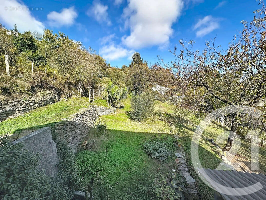 Maison à VELONE-ORNETO