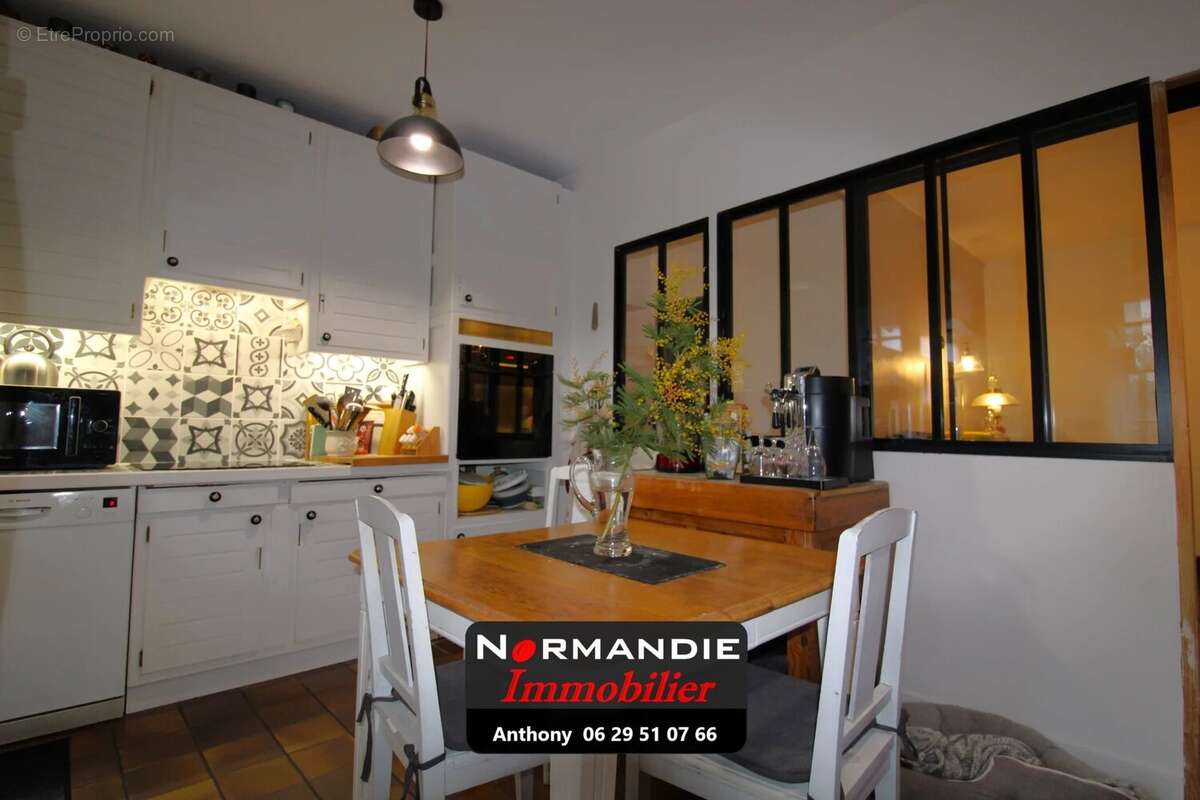 Appartement à LILLEBONNE