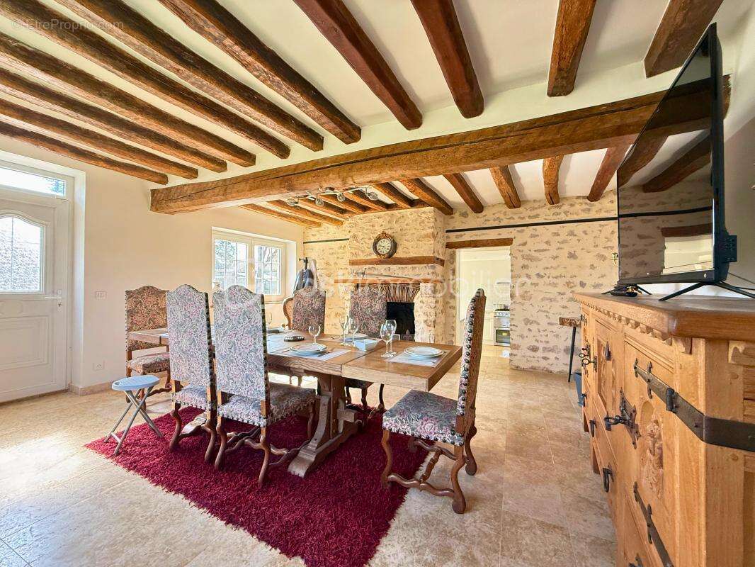 Maison à FONTAINEBLEAU