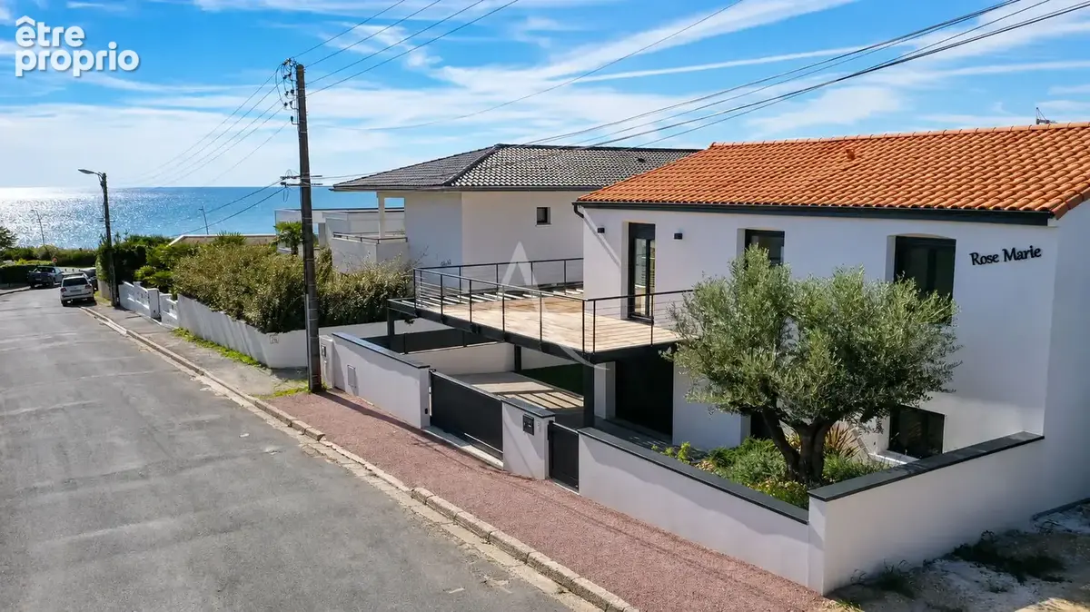 Maison à VAUX-SUR-MER