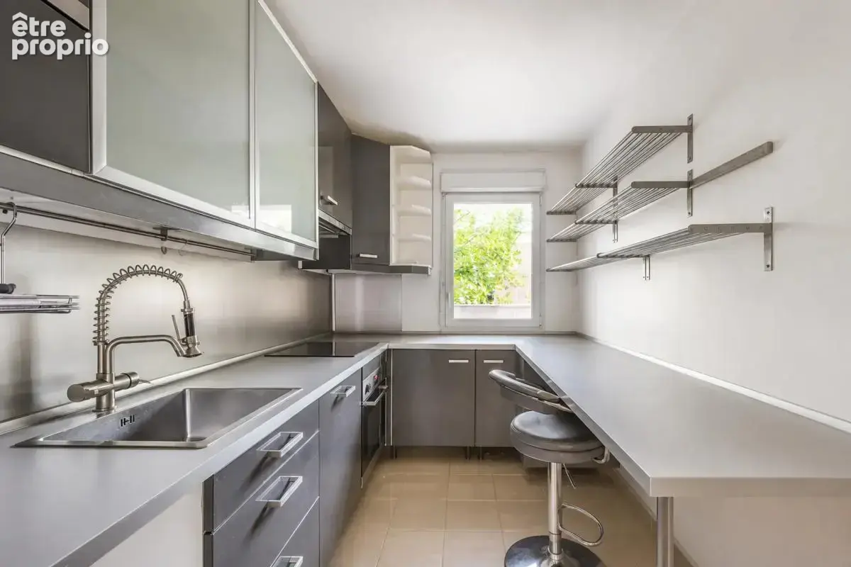 Appartement de 4 pièces de 82 m² à Choisy-le-Roi - photo 5