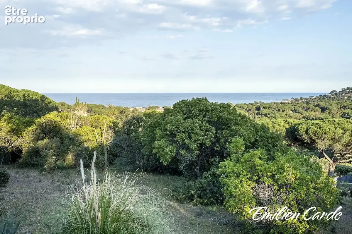 Terrain 1725 m² à Sainte-Maxime  - photo 2