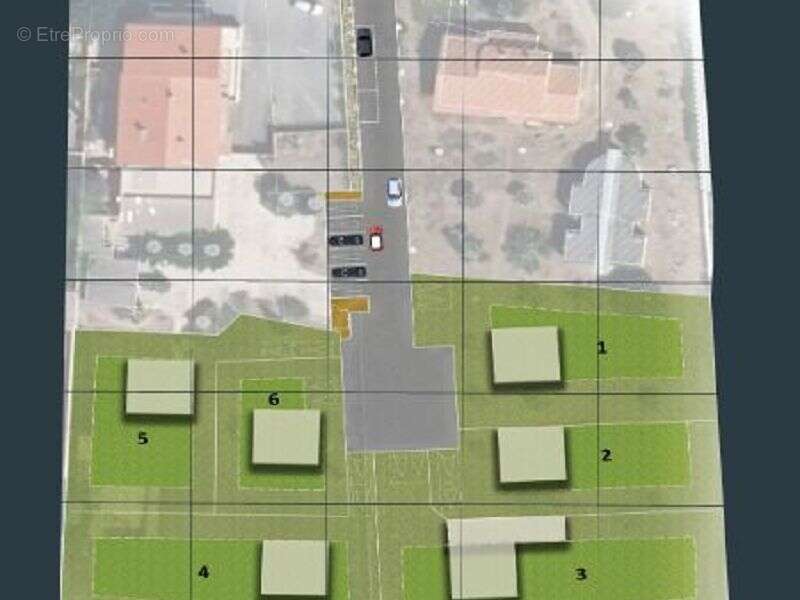 Terrain à SAINT-ESTEVE