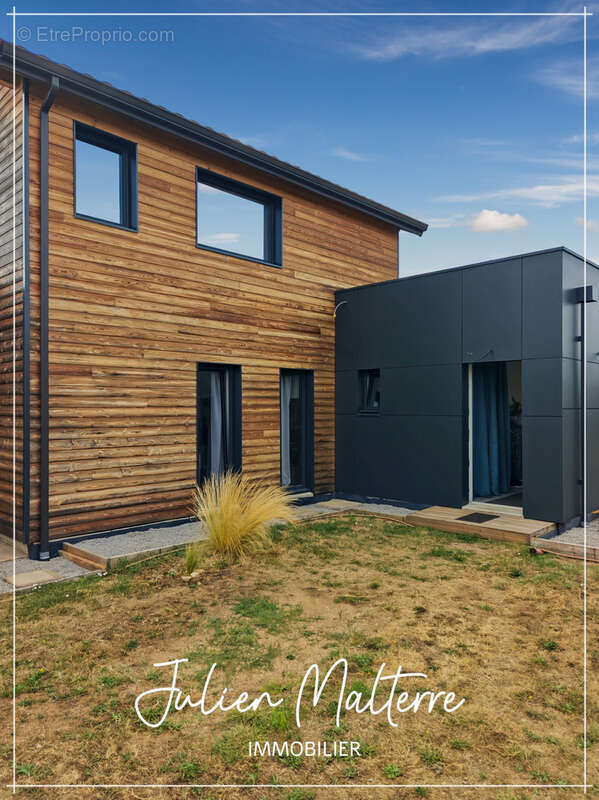 St-Just-St-Rambert, maison d'architecte 147 m², 4 chambres, garage double sur terrain de 985 m² - photo 55