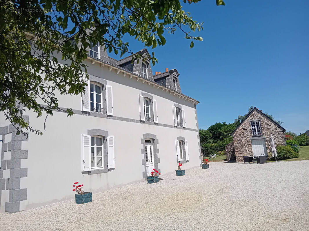 Maison à SAINT-PIERRE-DE-PLESGUEN