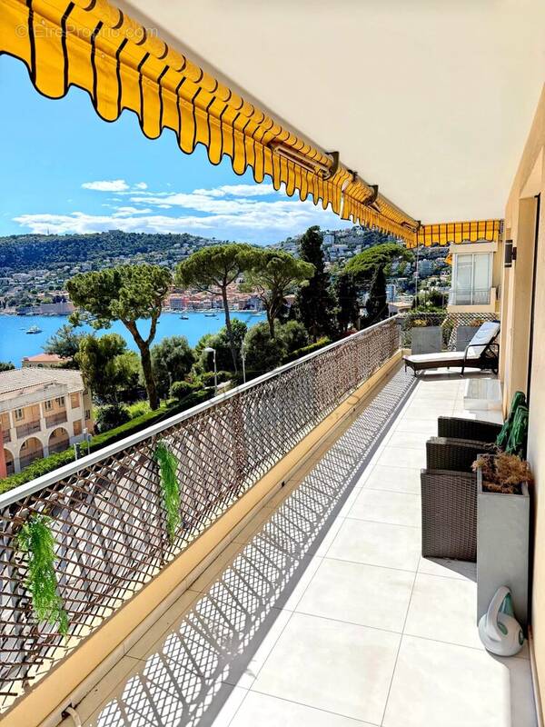 Photo Appartement à Villefranche-Sur-Mer au prix de 1 050 000€