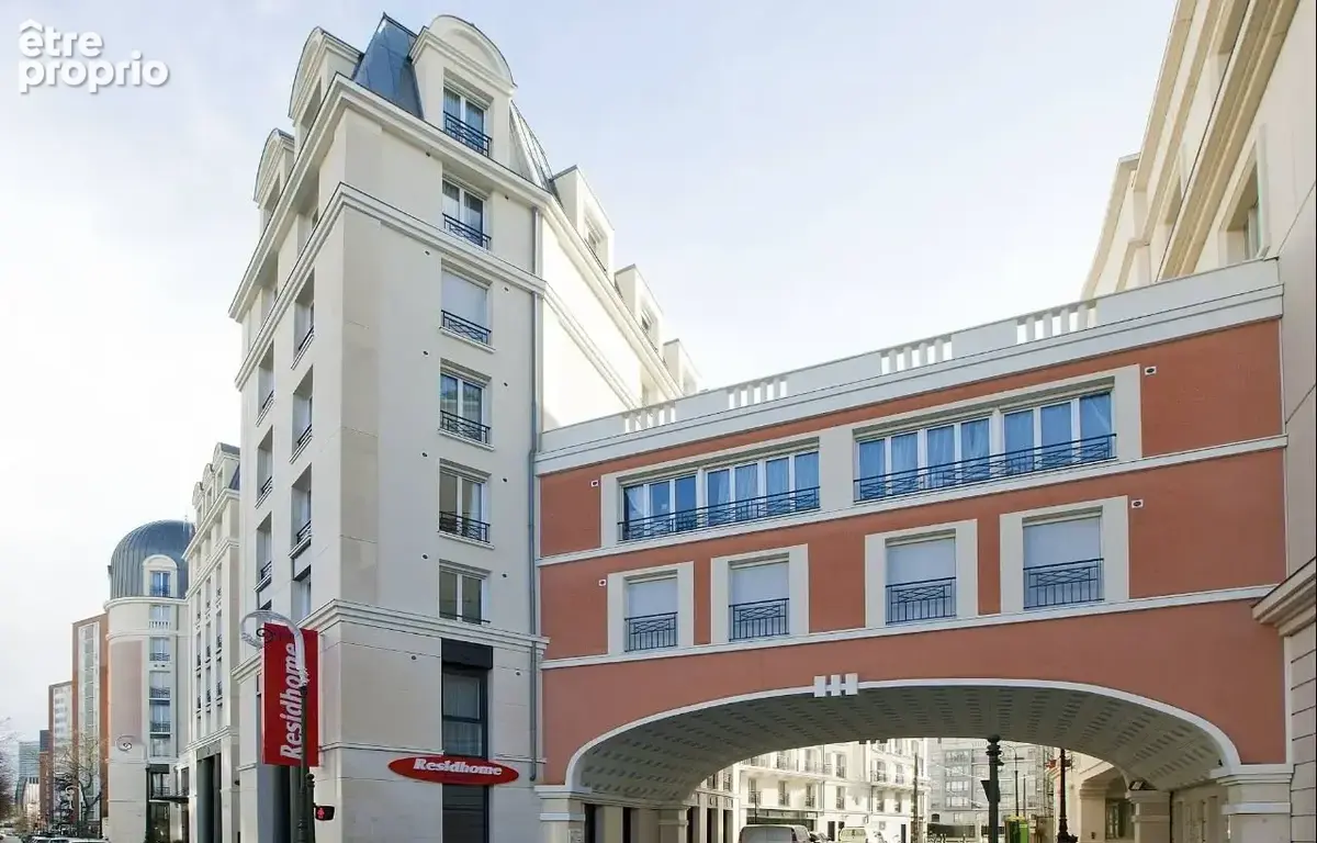 INVESTISSEMENT LOCATIF  PUTEAUX  Résidence d'Affaires Residhome Puteaux La Défense****  5,5% de rentabilité. - photo 15